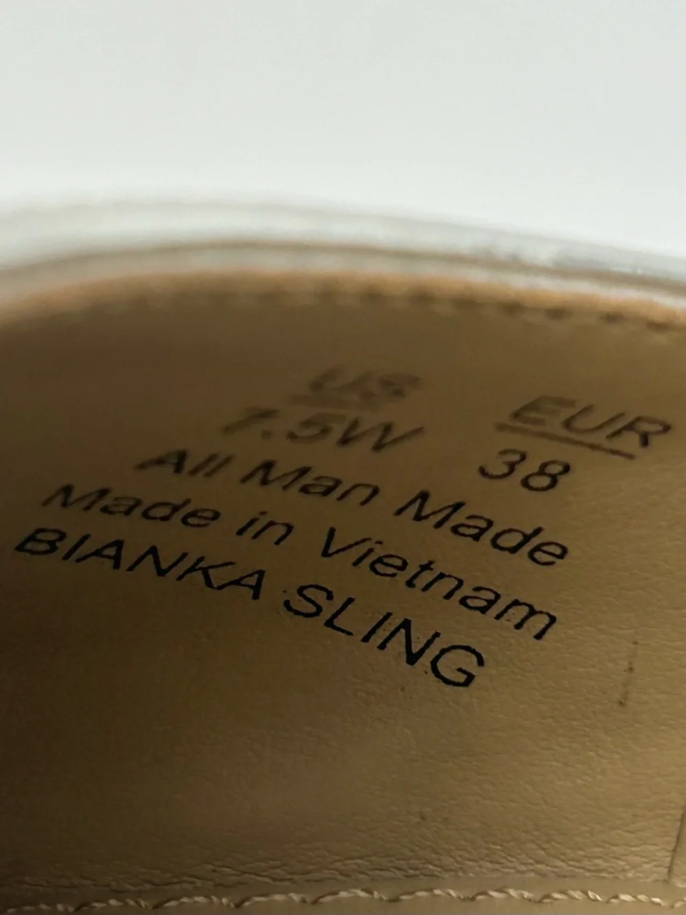 Sam Edelman Bianka Silver Slingback Heels Patent Pointed Toe Kitten Heel 7.5W - Picture 10 of 13